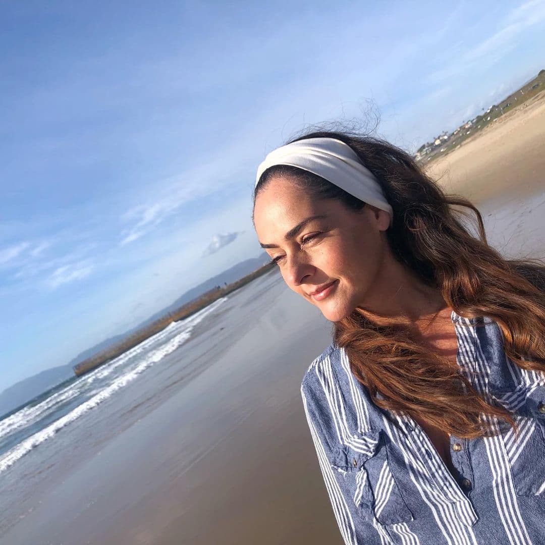 “Linda”, “Belleza al natural”, “Divina”, “Eres la mujer más bella”, “Siempre hermosa”, “Wow, estás divina sin maquillaje”, “Qué guapa y sin maquillaje”, “Tu belleza es única y perfecta”, son algunos de los mensajes que recibió la actriz.