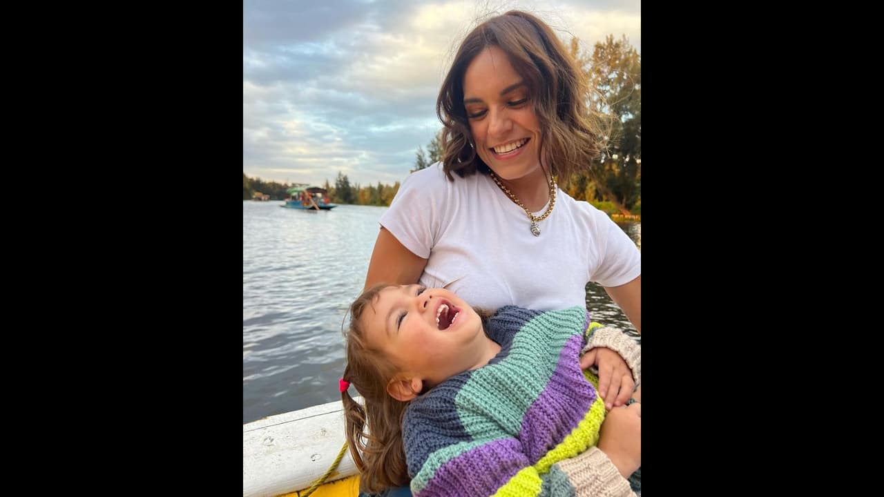 Amelia es la hija menor de Tania Rincón