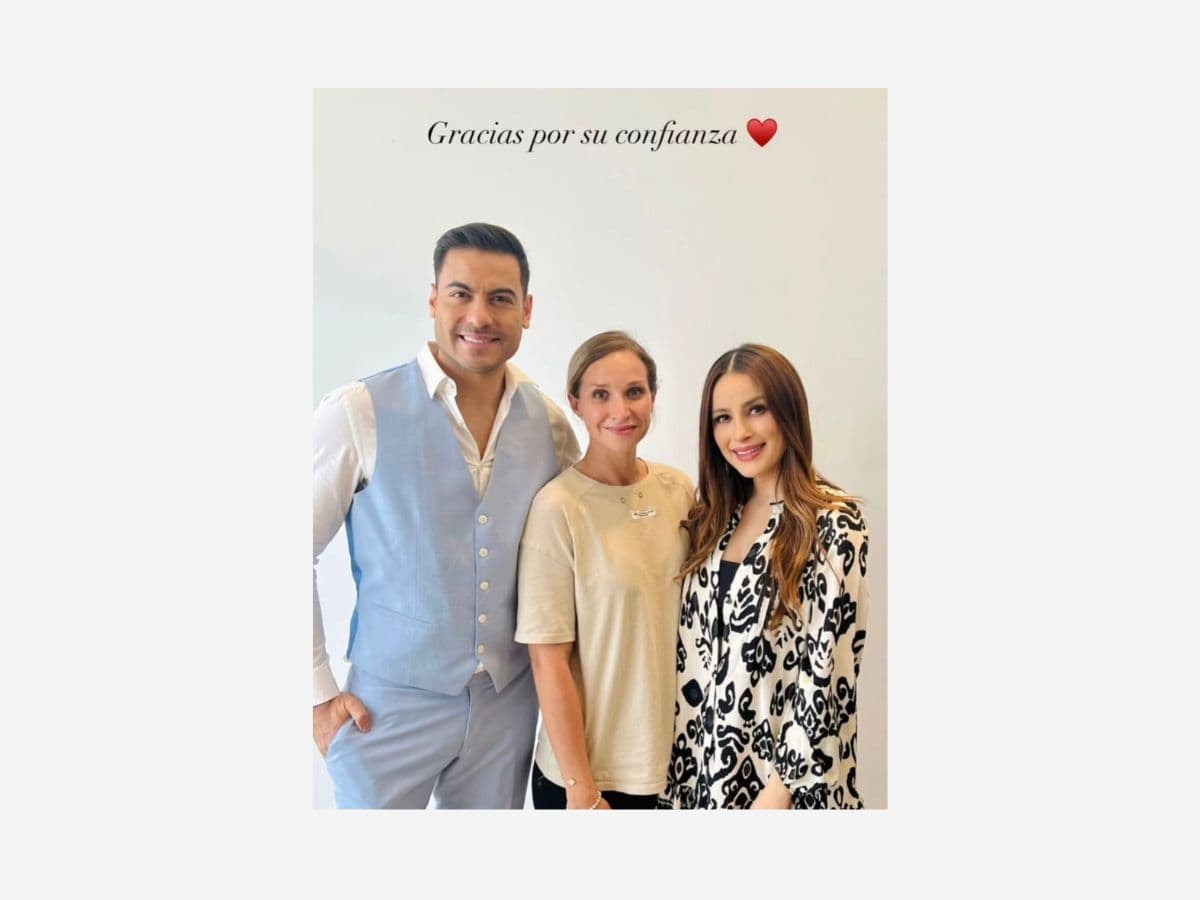 Carlos Rivera aparece con Cynthia Rodríguez como pocas veces en fotografía