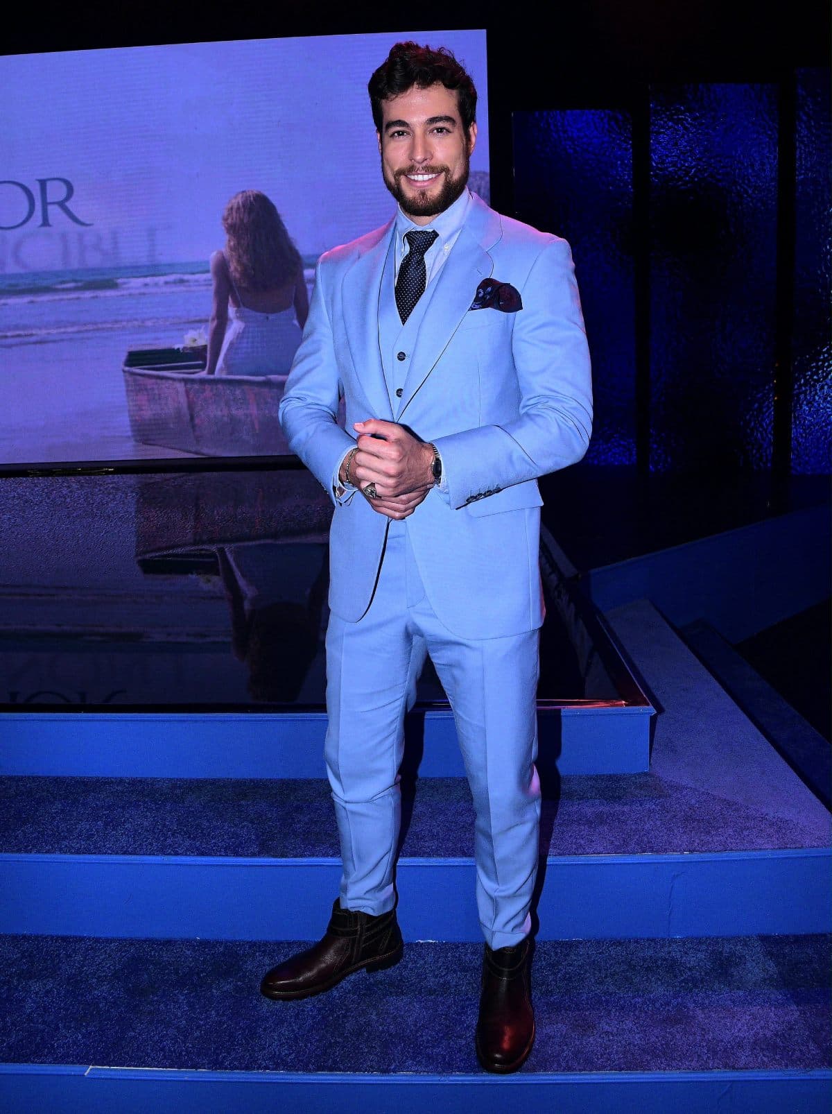 Danilo Carrera destapa quién es su novia y habla de Michelle Renaud