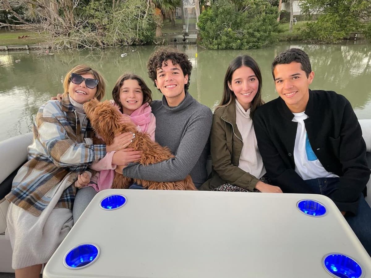 En enero de 2021, Itatí Cantoral compartió la primera fotografía junto a su nuera, hecho que le valió miles de ‘Me gusta’.