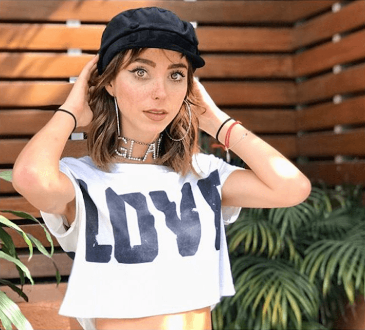 Natalia Téllez muestra su rostro al natural