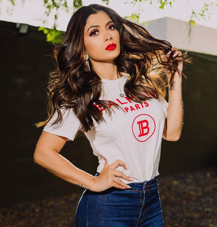 La modelo guatemalteca sorprendió con radical cambio de look.