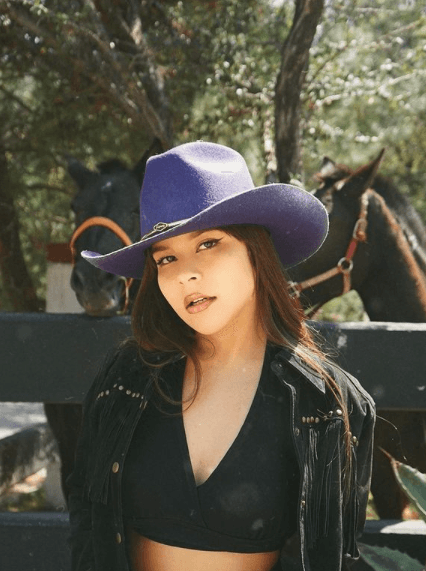 Así, con el nombre "Carolfermichh", las tres jóvenes comparten su versión de las coreografías más virales de la aplicación, consiguiendo más de 700 mil seguidores en menos de un mes.