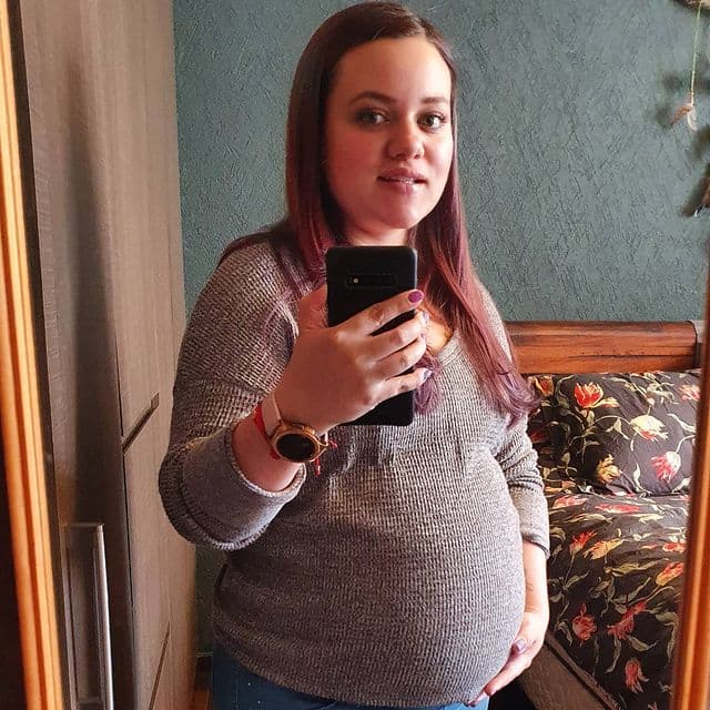 Hace un par de meses, Andrea compartió la gran noticia de su embarazo en redes sociales para, finalmente, la noche de este jueves 14 de abril, compartir la feliz noticia del nacimiento de su hijo Mariano.
