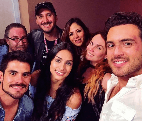 Posteriormente, en 2017, llegaría la oportunidad de interpretar el rol de 'Rafael Galicia Ortega' en la telenovela 'Mi Adorable Maldición', junto a Renata Notni y Pablo Lyle.