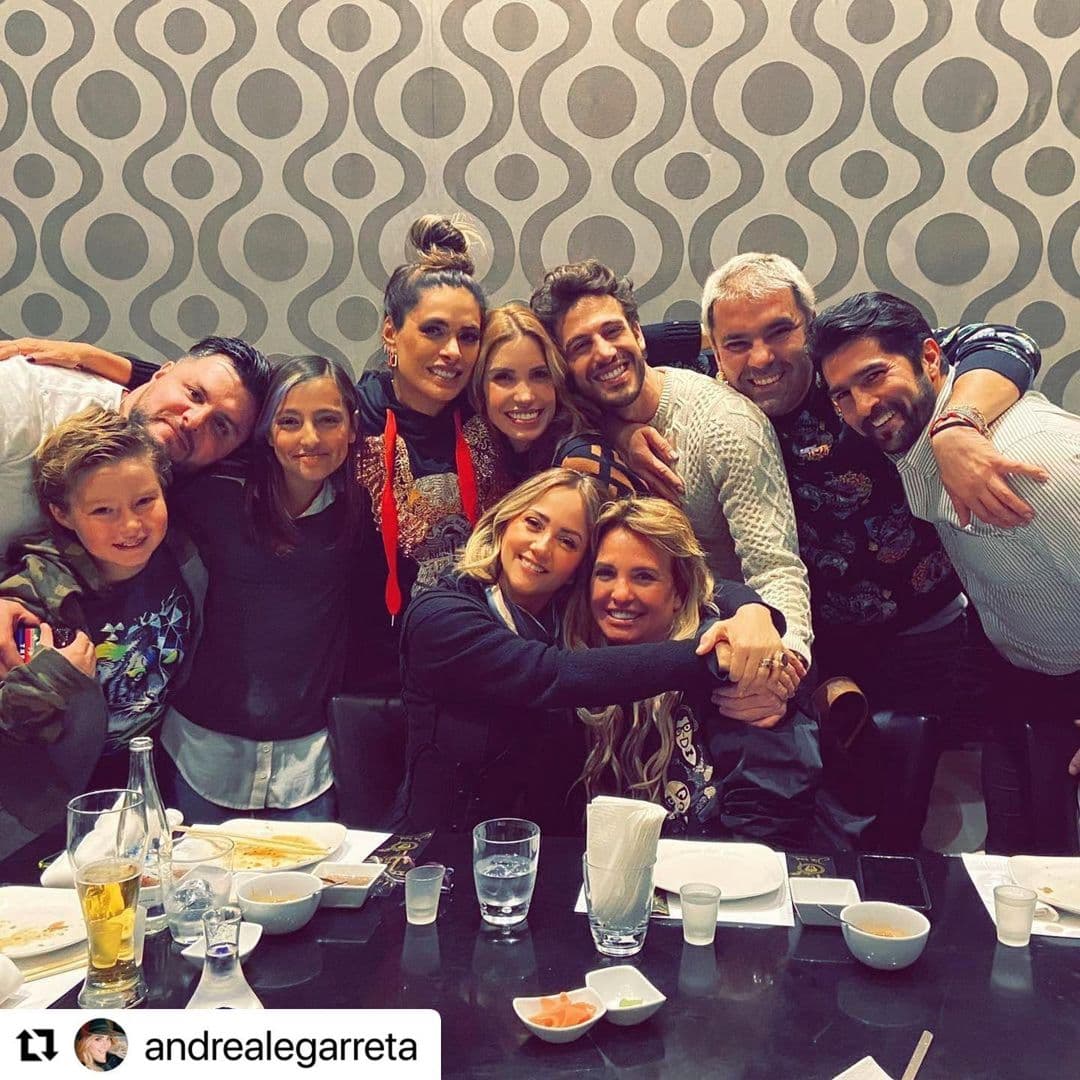 Galilea Montijo y su hijo reciben sorpresa de conductores de Hoy: de tiernos letreros a globos