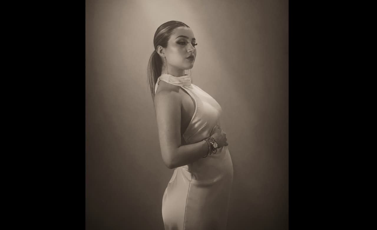 Melenie Carmona.