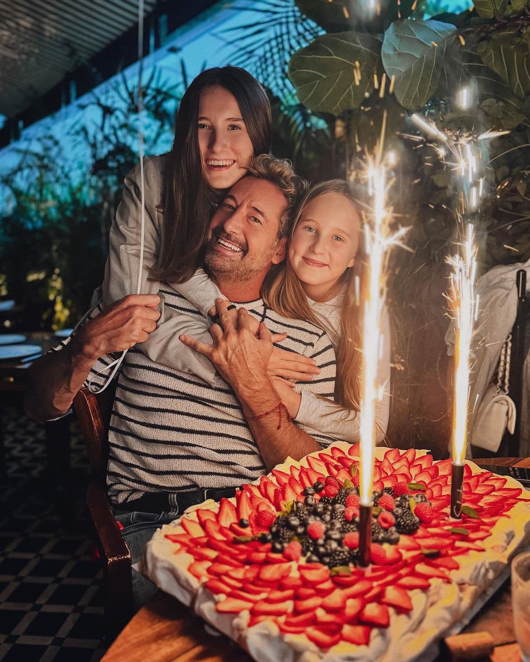 La hija de Gabriel Soto, Elisa Marie ya debutó en la actuación, dentro del mundo de las telenovelas en el que se desempeña su padre como protagonista.