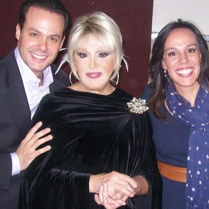 Anel Noreña y sus hijos, José Joel y Marysol.