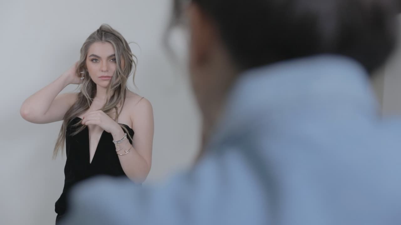 '¿Lo tienes o no?' es un reality show que combina el estilismo, las celebridades y el drama de las historias personales. Los participantes tendrán que competir por ganarse la confianza de importantes clientes de diferentes ambitos: moda, farándula, música y televisión. Estrena en marzo de 2020.