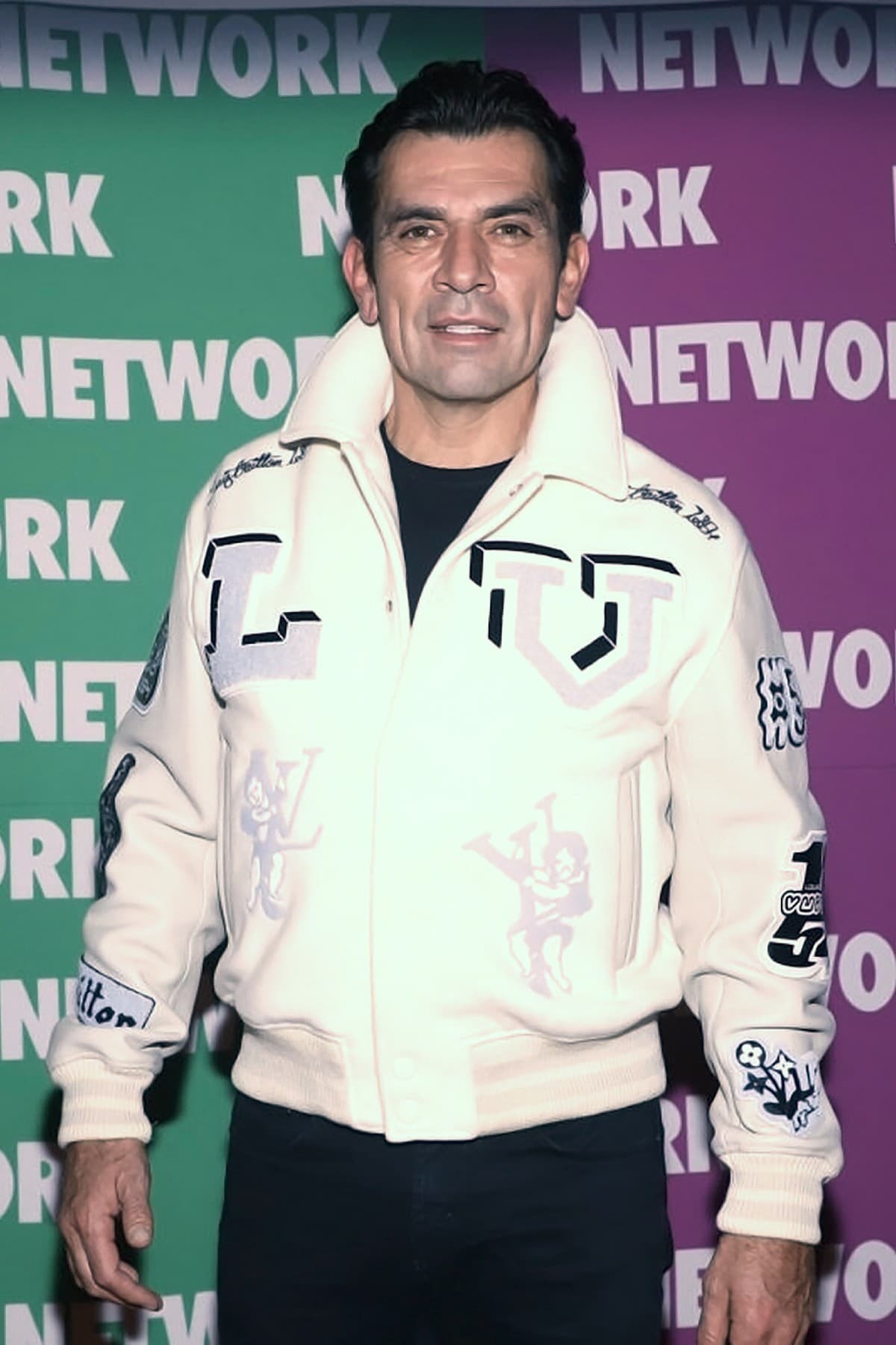 El actor se casó en dos ocasiones, la última con Elizabeth Álvarez