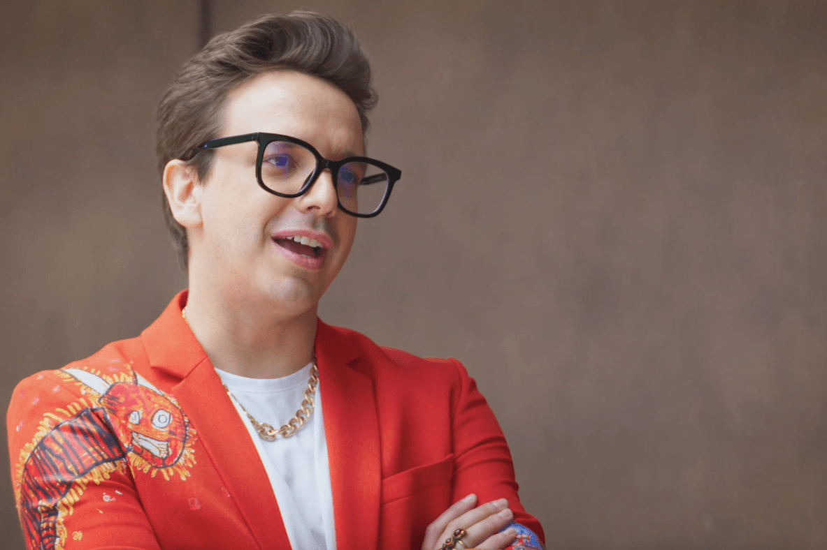 Igor en Papás por Conveniencia