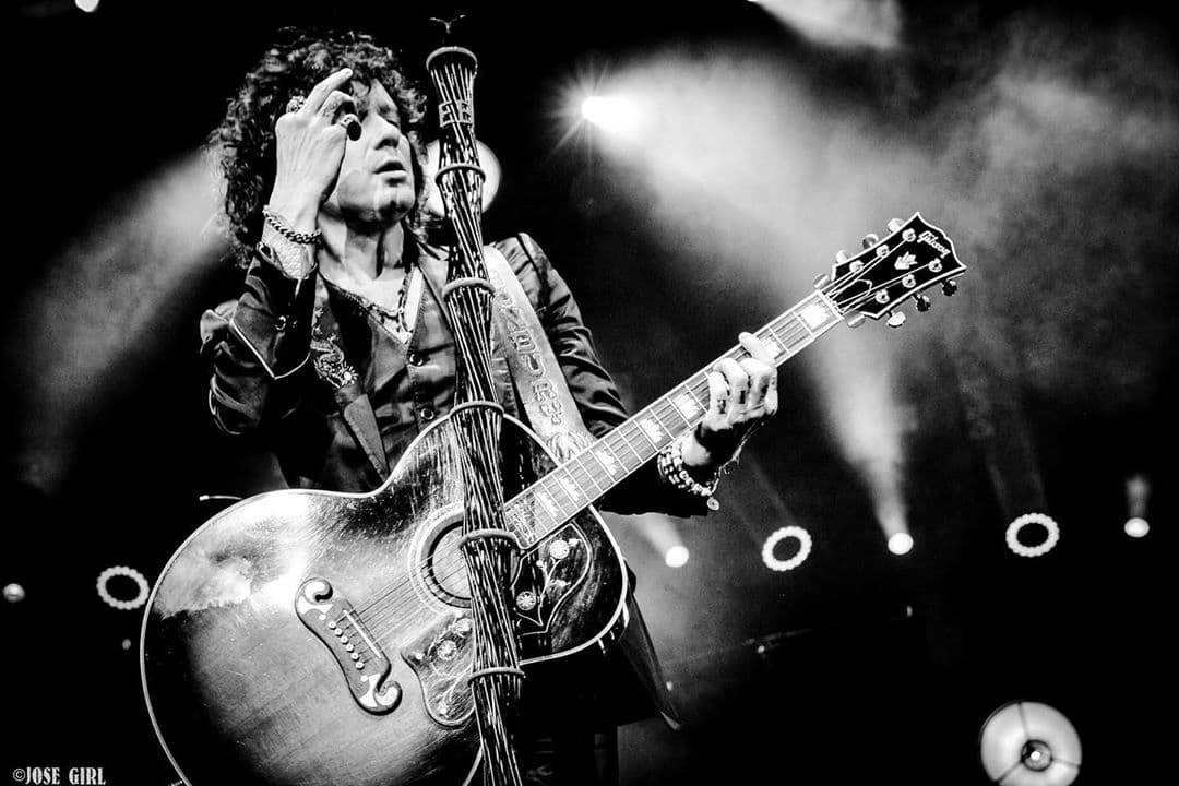 Bunbury estrena el primer avance de su nuevo disco