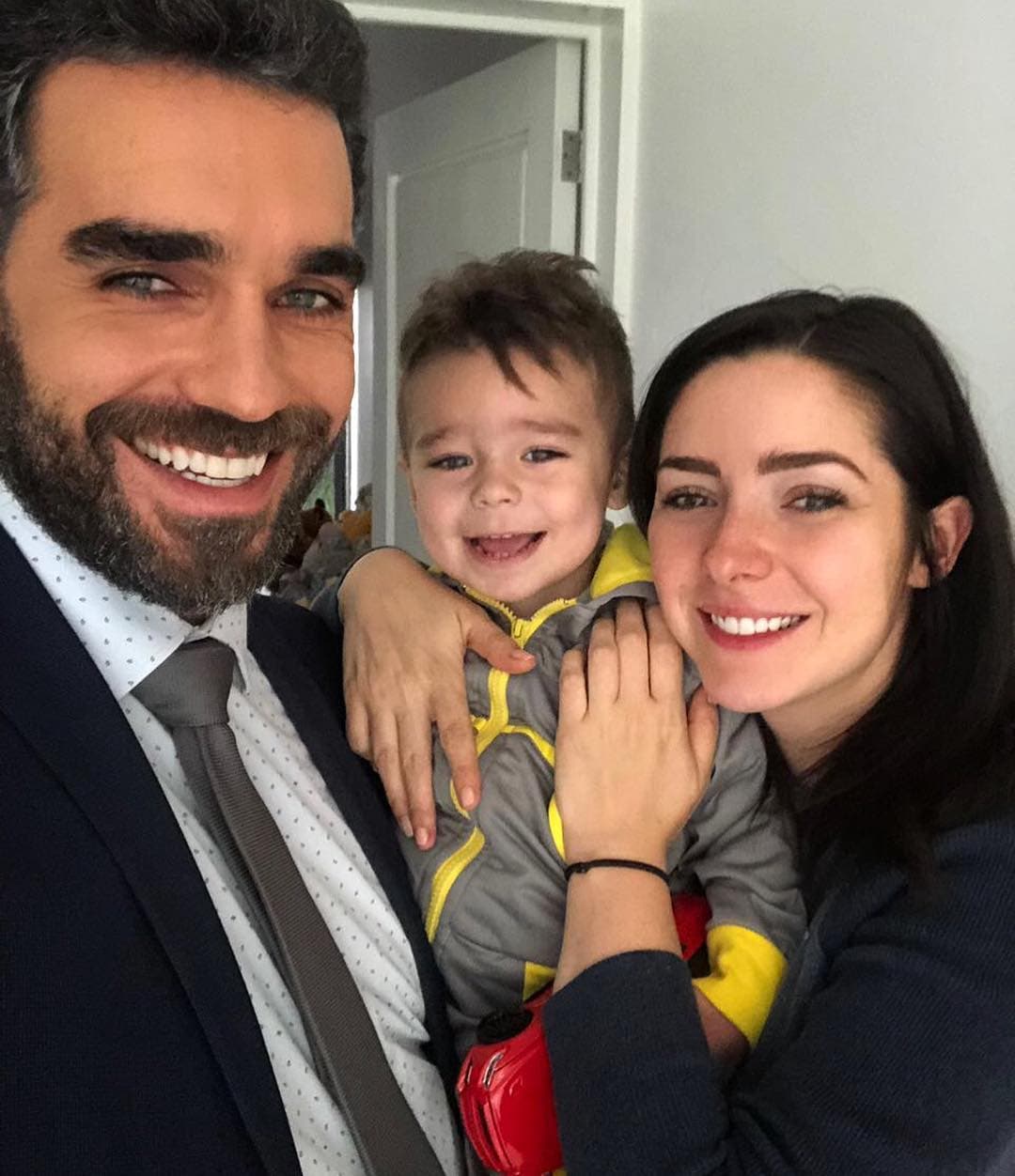 Diego cautiva las redes sociales de sus famosos padres, Ariadne Díaz y Marcus Ornellas