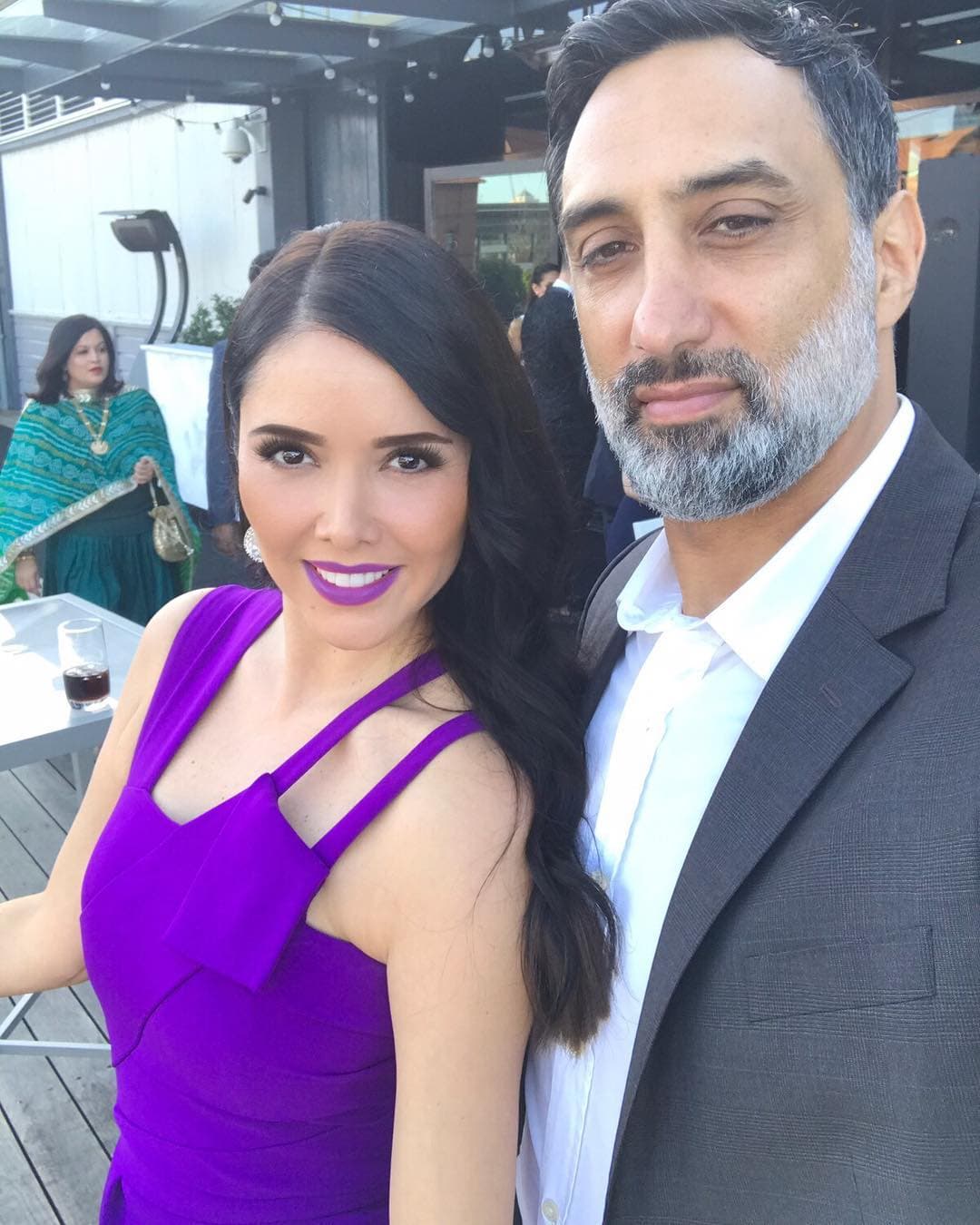 Esta situación se da luego de que una revista afirmara que están separados y después de que en marzo pasado detallaron que se irían a vivir a Los Ángeles, para que ella pudiera seguir con la actuación y él con sus negocios, según reportó People en Español.