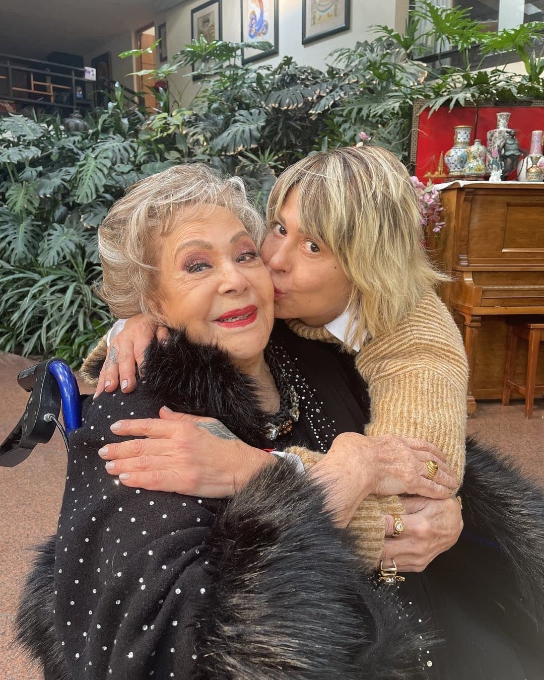 Silvia Pinal y su hija Alejandra Guzmán.