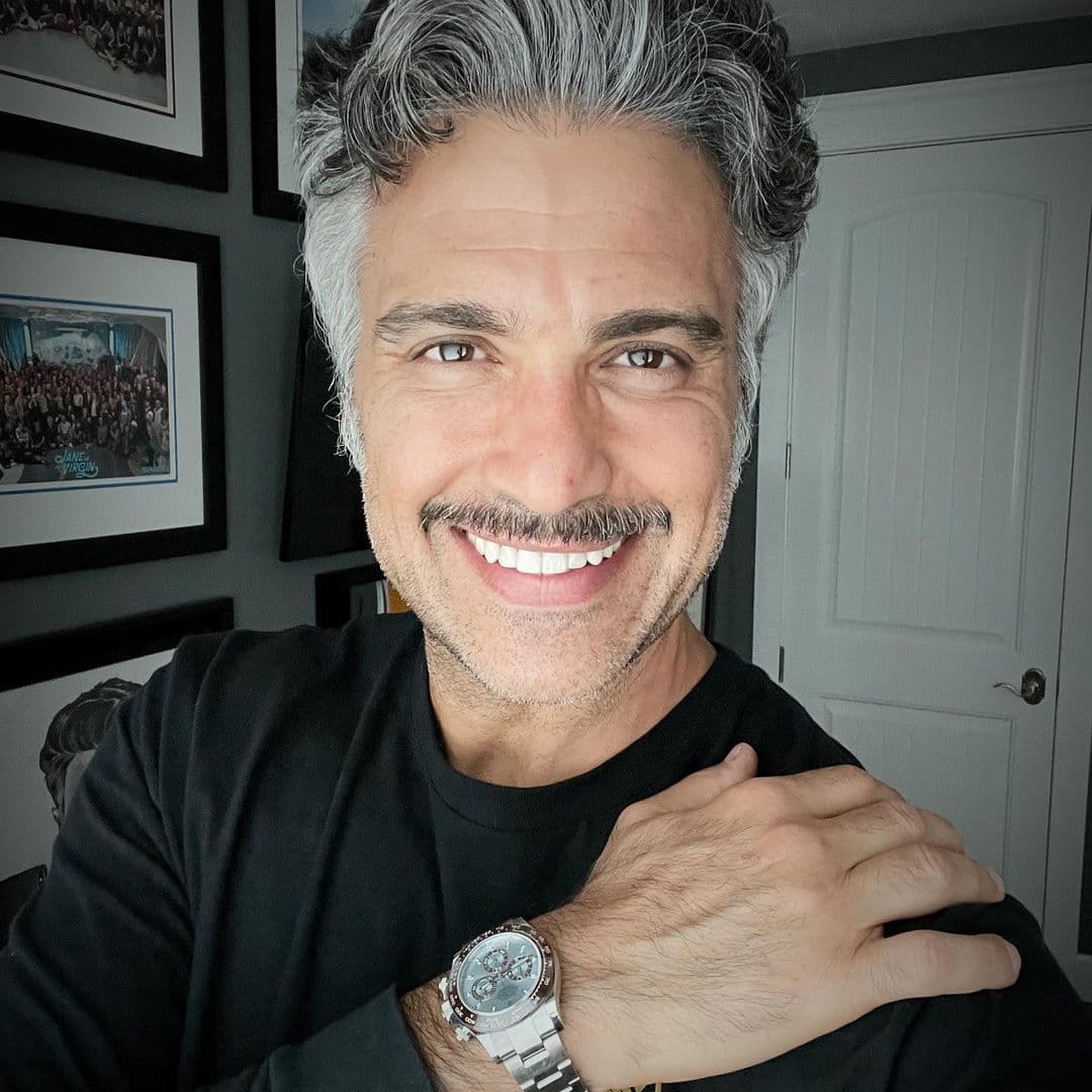 Jaime Camil muestra por primera vez su transformación como Vicente Fernández