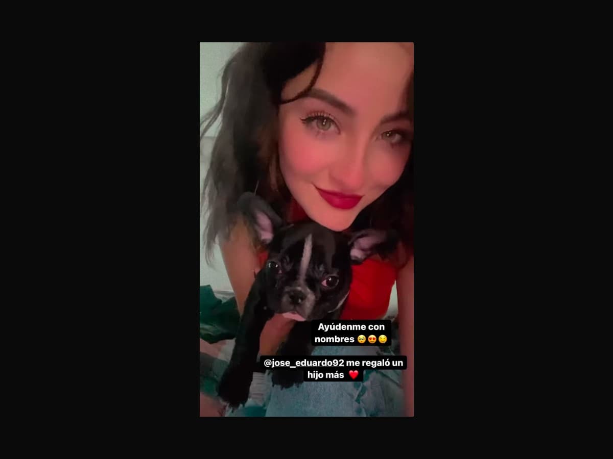 Novia de José Eduardo Derbez presenta al nuevo integrante de su familia.