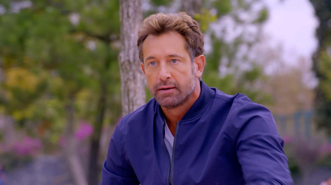 Cuidar la limpieza cuando se rasura. “Si vas a usar el mismo lavabo que usamos tus sobrinas y yo, le echas agüita para que se vayan por el drenaje y el restante lo tiras al piso para posteriormente barrerlo”, dijo Victoria.