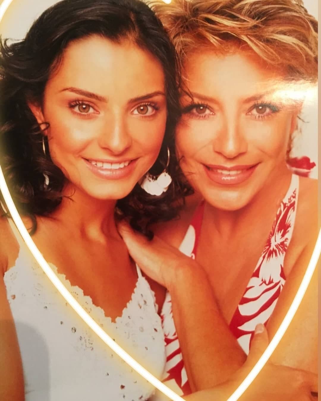 Gabriela Michel es una actriz de doblaje mexicana. A finales de la década de los 80 y por siete años fue pareja de Eugenio Derbez.