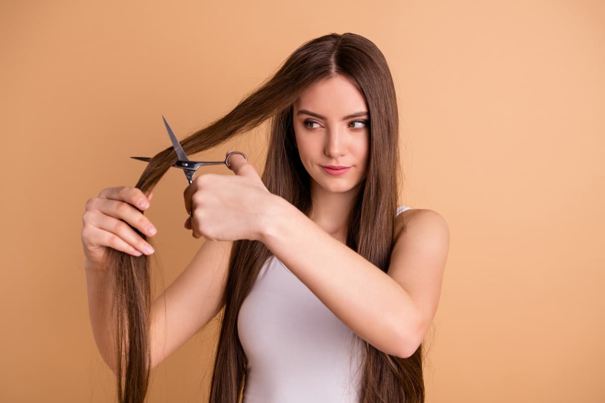¿Por qué las mujeres se cortan el cabello para cerrar ciclos?