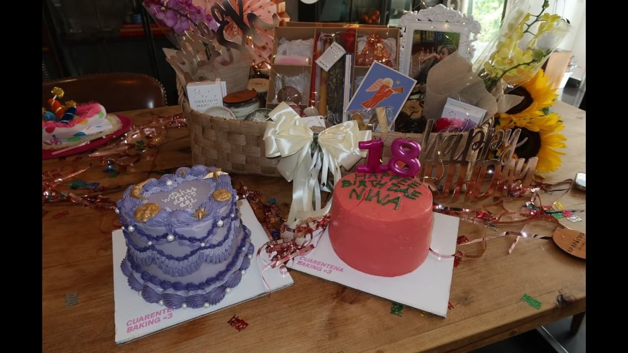 Nina Rubín presume algunos regalos que recibió en su cumpleaños #18