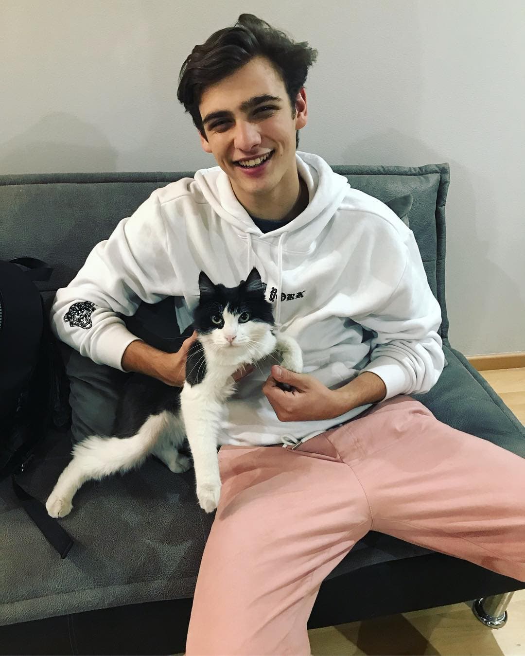 Como con Santiago Achaga, con quien la pasa siempre de maravilla.