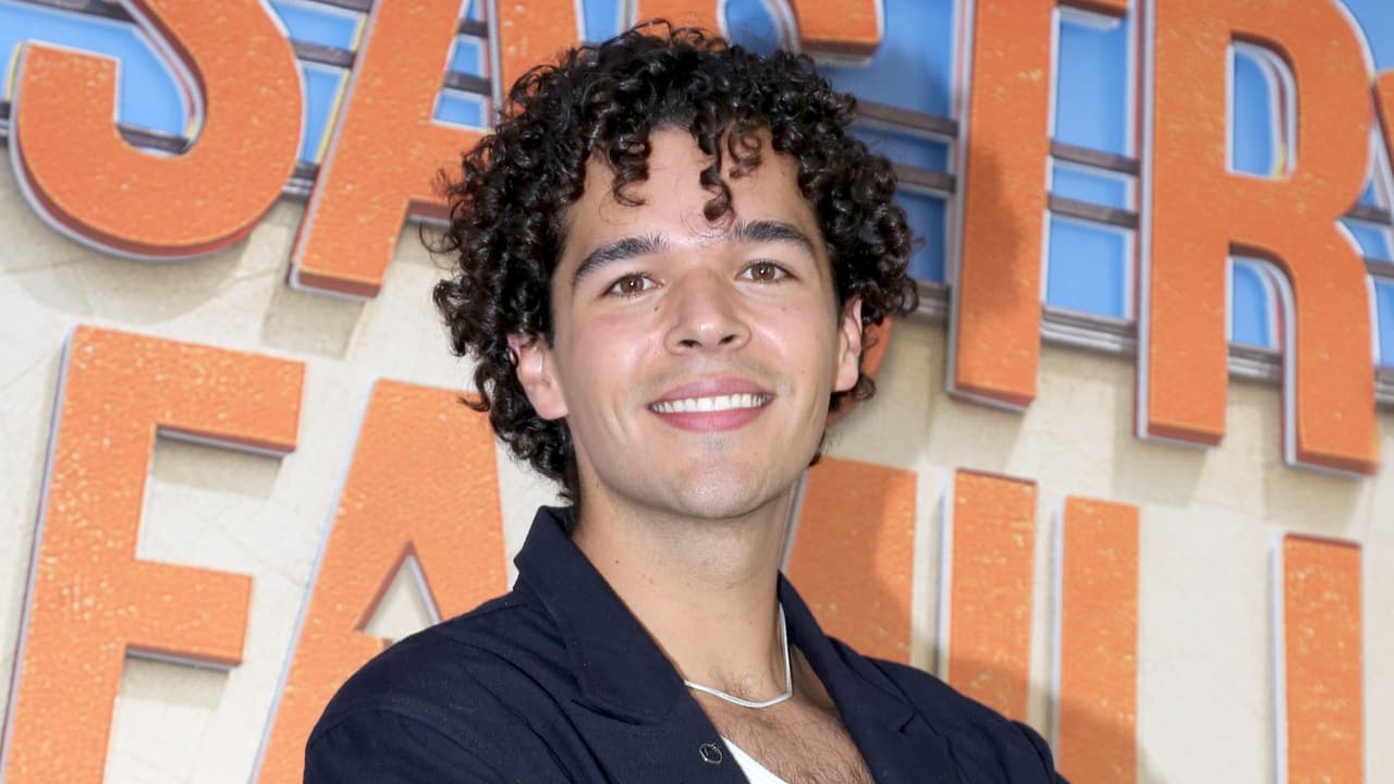 Hijo de Eduardo Santamarina e Itatí Cantoral explica por qué se quitó el apellido de sus padres: quiere un dueto con Thalía