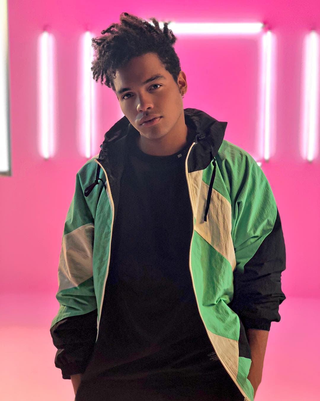 ¿Que es lo me más te gusta de México? La cultura que tenemos, la música, la comida y lo unidos que somos los mexicanos cuando se presentan circunstancias complicadas.