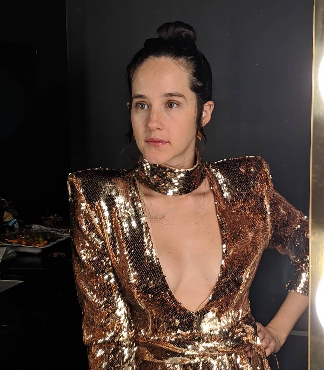 Desde que Ximena Sariñana se convirtió en mamá por segunda ocasión, pocos han sido los detalles que ha compartido sobre su alumbramiento, pues hasta el momento no se sabe el sexo del pequeño ni su nombre.