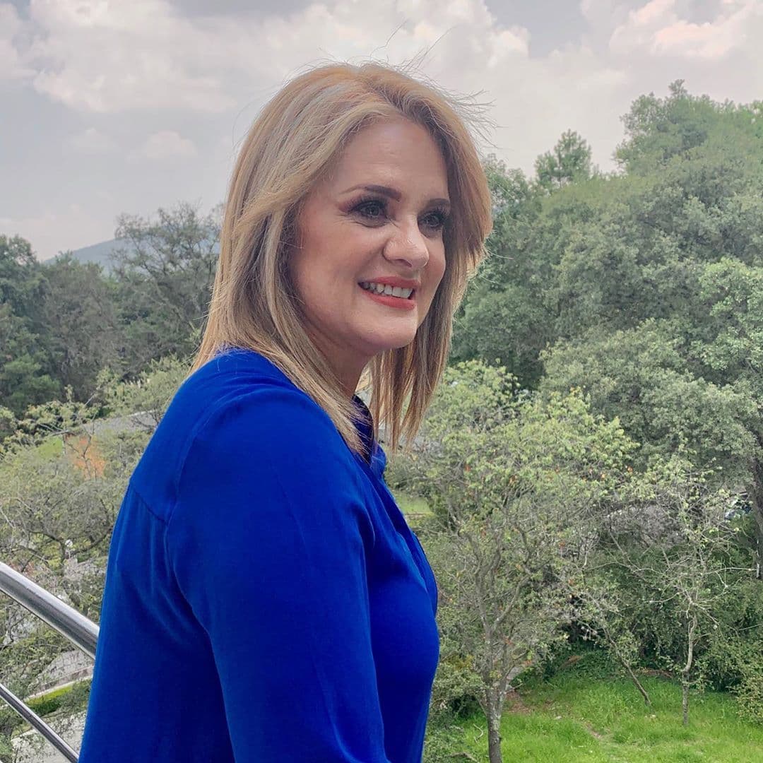 Erika Buenfil aparece en traje de baño y casi cae durante divertida coreografía: ‘Eres lo máximo’