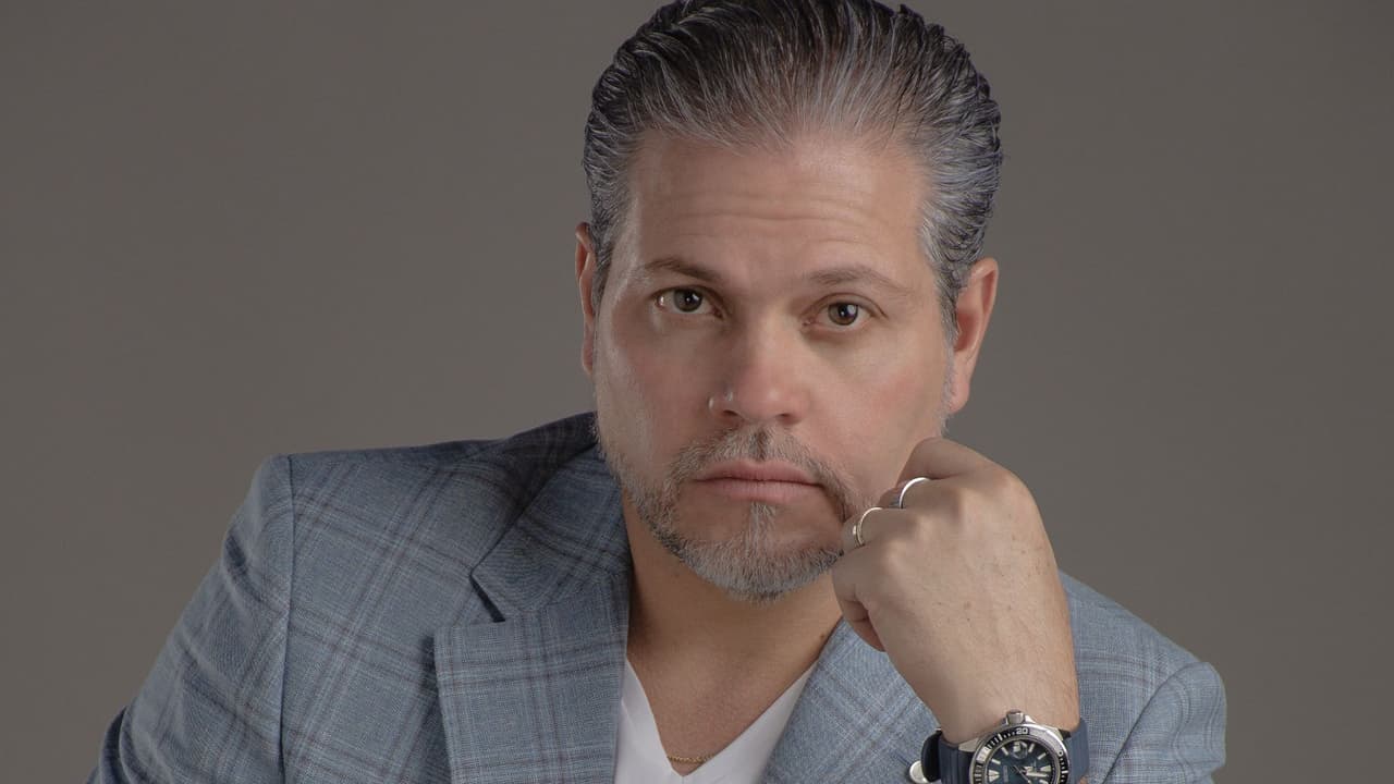 Roy Rojas alista nueva telenovela y destapa por qué se llama 'El Renacer de Luna'