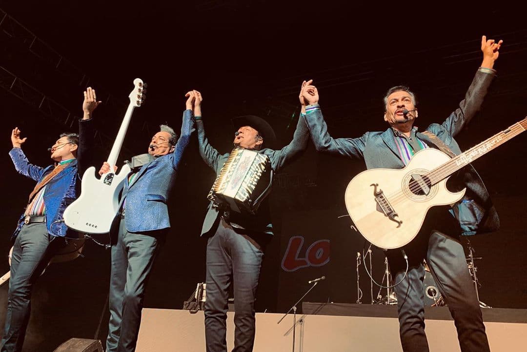 Así sonó el dueto entre Los Tigres del Norte y Julión Álvarez