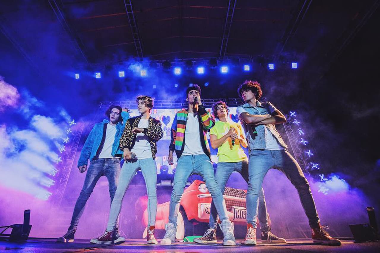 CD9 te invita a hacerlo en ‘modo avión’ en su nuevo video