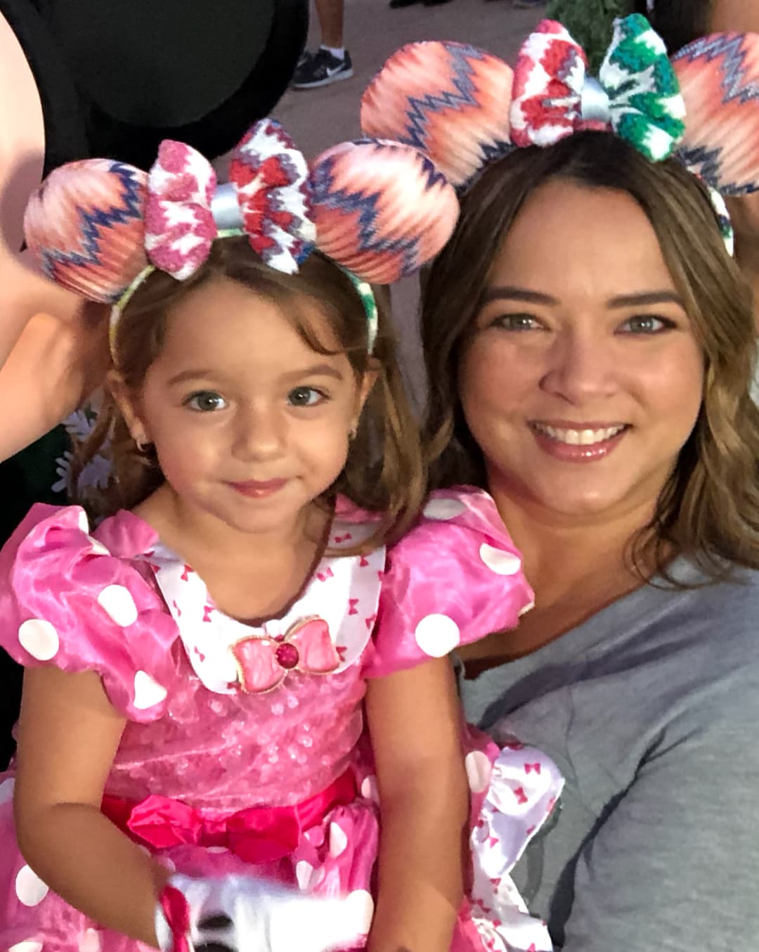 Adamari López tiene un clon y es ni más ni menos que su hija Alaïa de 4 años. La pequeña es fruto de la relación de la actriz y el bailarín Toni Costa.
