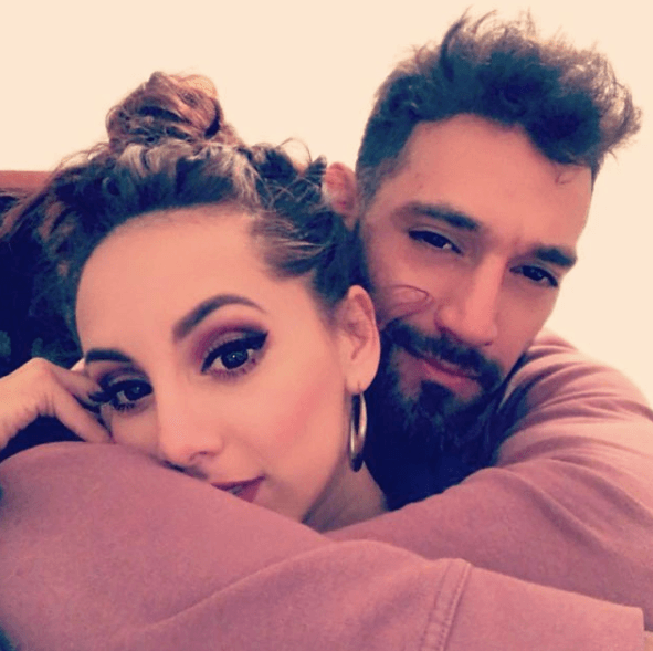 No obstante, además del gran amor que se tienen desde hace casi una década, la pareja fortaleció su amor con la llegada de su hijo Lyam, hace aproximadamente seis años.