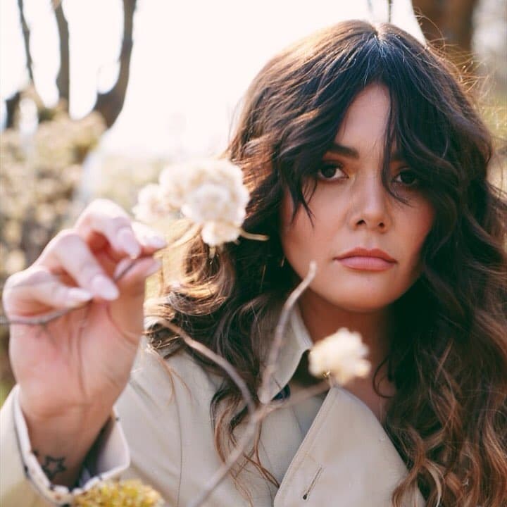 Tras anunciar su retiro, sale a la luz el video del incidente de Yuridia con una reportera