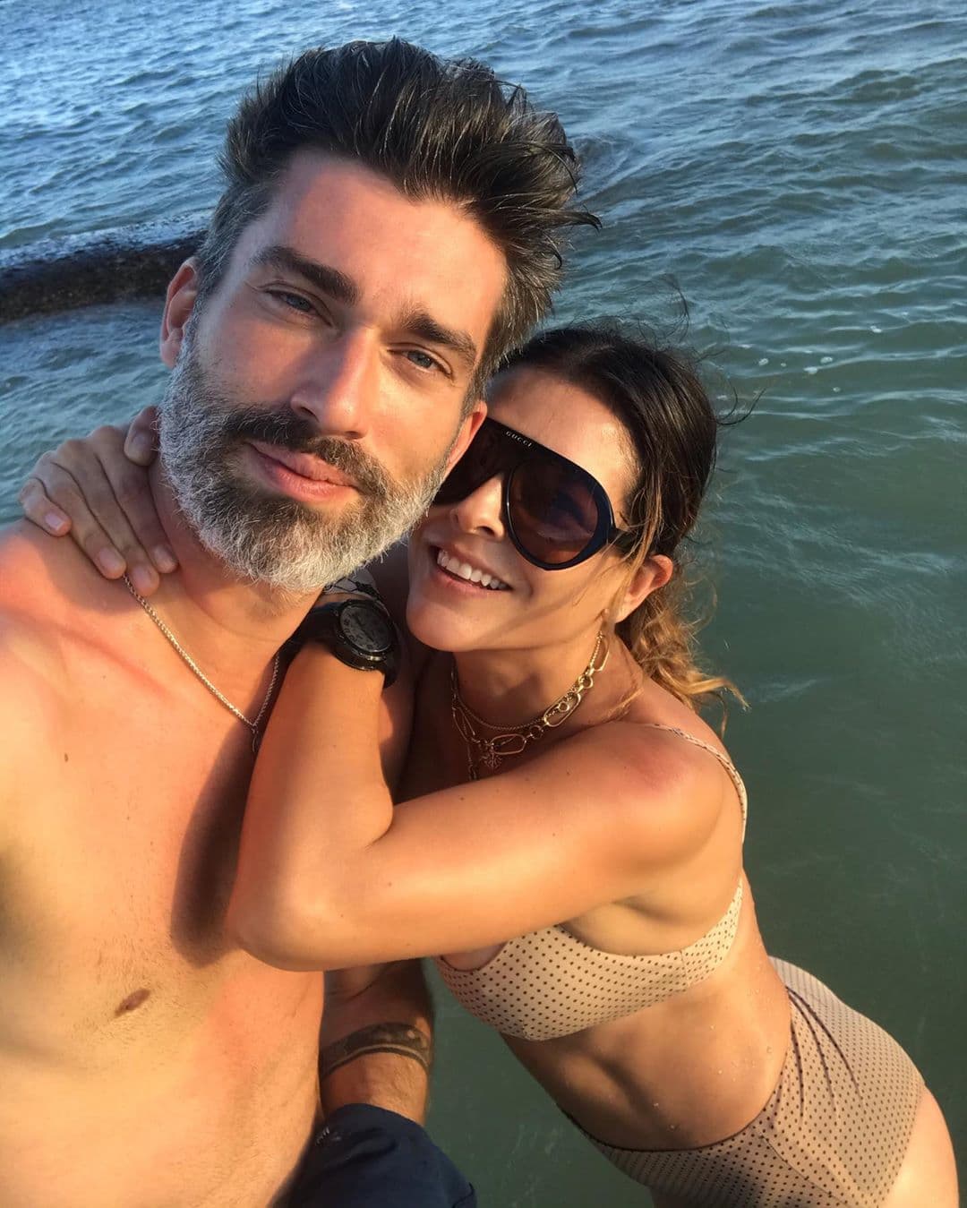 En las últimas publicaciones felicitó a Grettell y a Santino por sus cumpleaños. “Feliz cumpleaños mi vida. El día de hoy me siento muy feliz de haber encontrado una persona tan buena, humilde, amorosa y divertida. Eres un ser de luz increíble. Aproveches cada experiencia que este nuevo año te traerá. Un año más y cada día más guapa”, señaló.