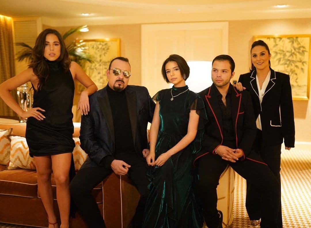 Pepe Aguilar y sus hijos están de luto, se despiden con conmovedor mensaje: ‘Se hizo un día triste’