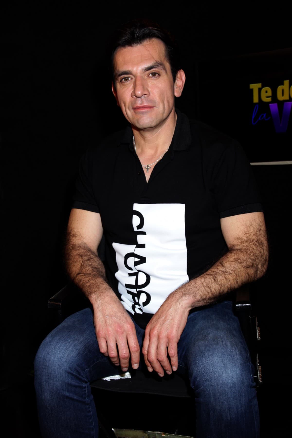 Jorge Salinas inició su carrera como actor de telenovelas a los 22 años en 'Cadenas de amargura'