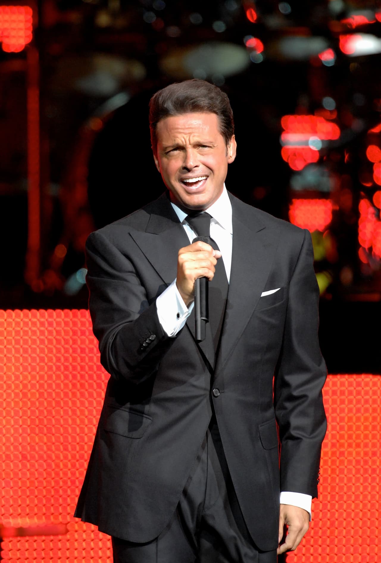 La conductora rechazó lo dicho por la supuesta trabajadora sobre Luis Miguel.