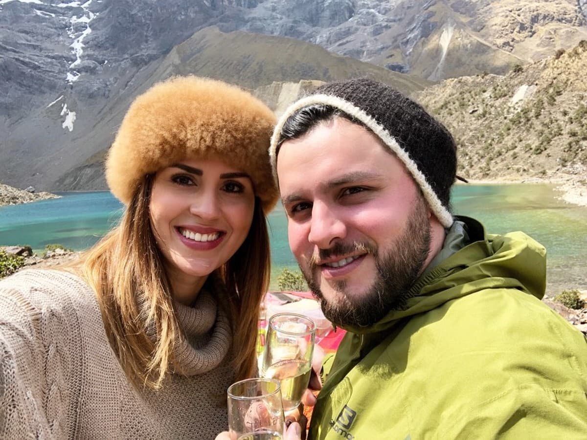 Joely Bernat presumió su lujoso anillo por primera vez y habló de su compromiso con Paul Stanley.