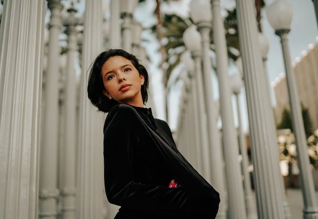 Ángela Aguilar estrena nuevo disco y pone a bailar 'esta cumbia' de Selena Quintanilla