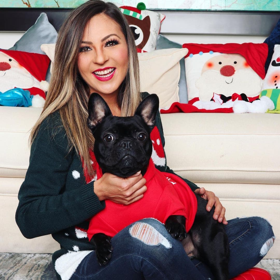 Mariana Ochoa se luce con la decoración de su árbol de Navidad y presume su enorme cascanueces