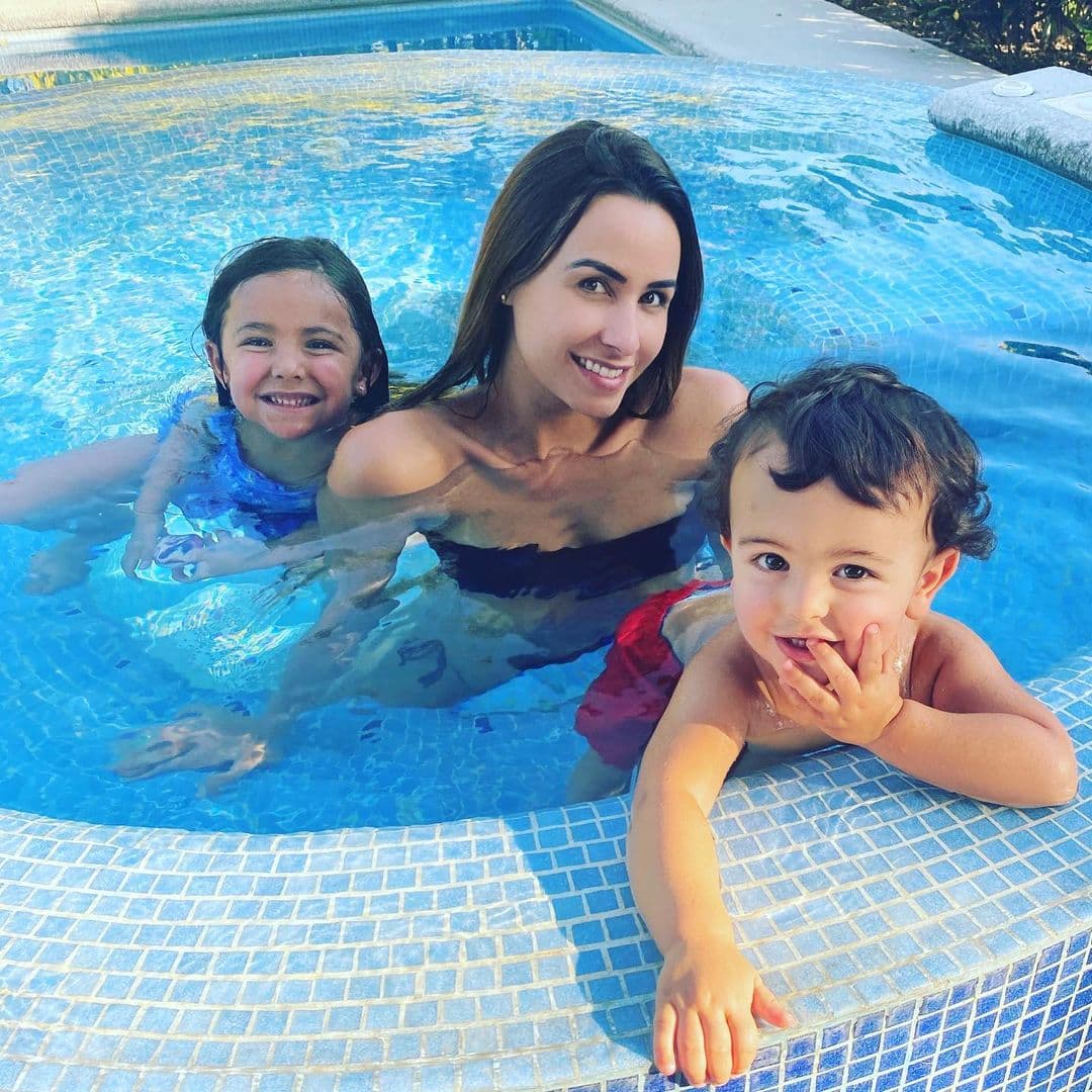 Odalys Ramírez es una de las mamás más jóvenes y guapas del espectáculo, hecho que demuestra con tiernas fotos junto a sus hijos: Rocco y Gia.