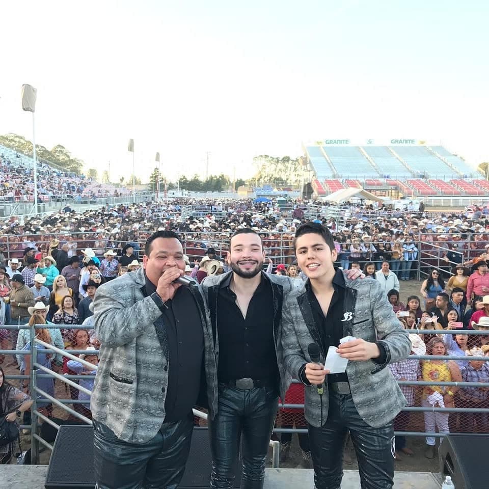 Banda Los Sebastianes recibe llaves de Charlotte