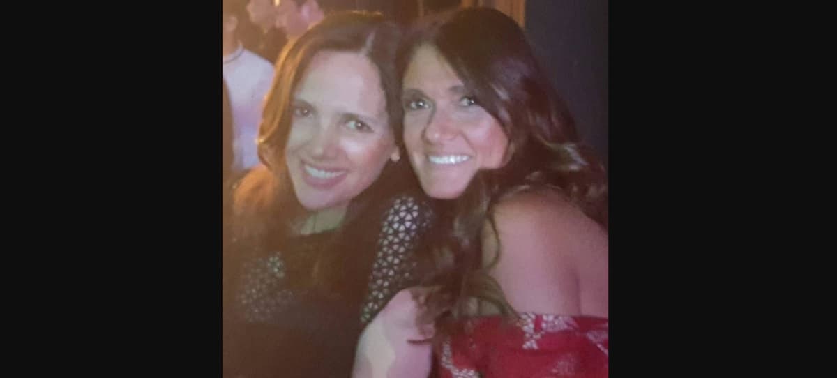 Además, precisaron que ambas lucen hermosas en las fotografías, que en poco tiempo se hicieron virales en Internet y redes sociales.