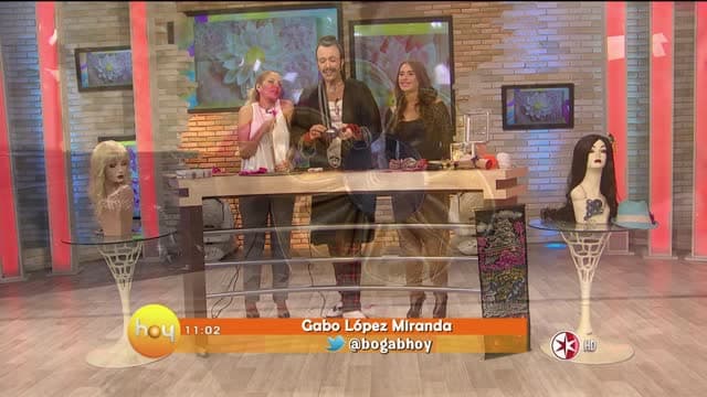 Gabo López ´Flores con retazos de tela´