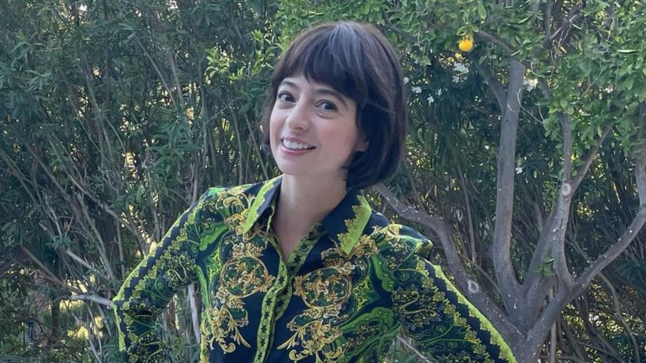 La actriz Kate Micucci reveló que le detectaron cáncer de pulmón.